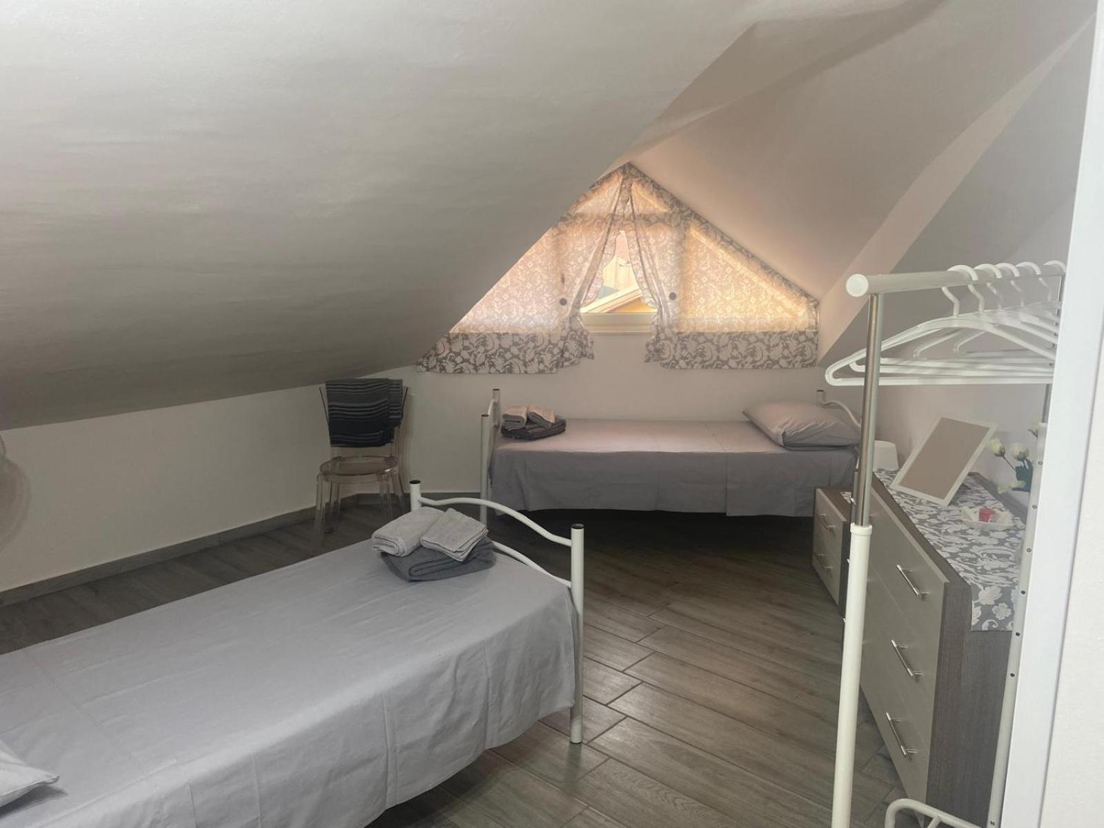 Ferienwohnung Il Sole Dell'Etna Aci SantʼAntonio Exterior foto
